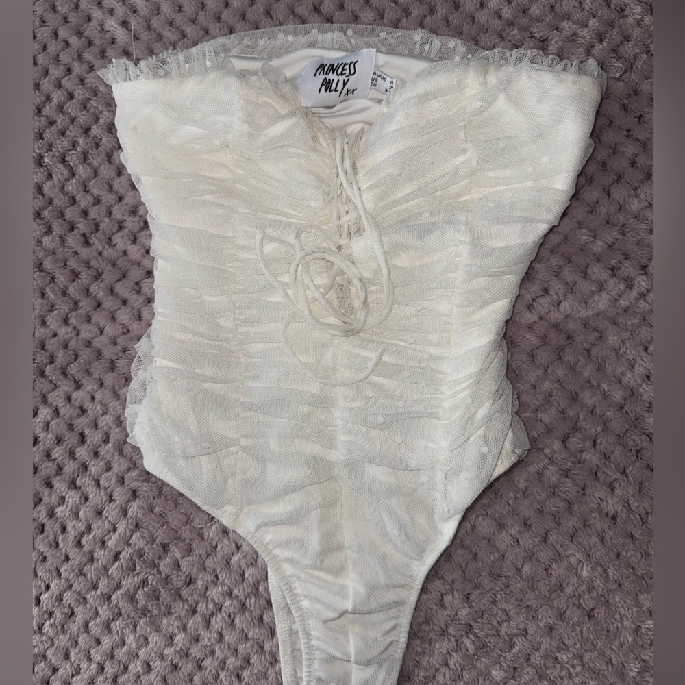 Princess Polly “Elysia” White strapless body suit
